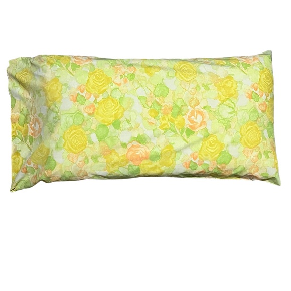 Vintage King Size 70s yellow floral pillowcases - Picture 6 of 6